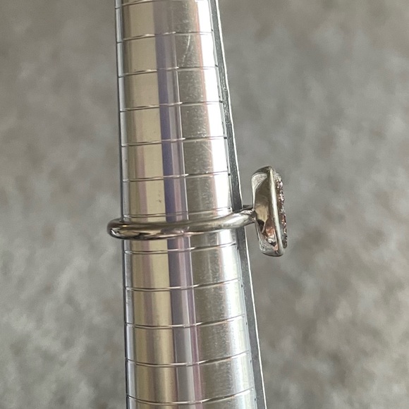 💛 2/$20 💛 Fragrant Jewels Ring. Sz 7 - Picture 2 of 2